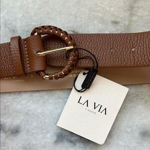LA VIA Brown/Camel Leather Belt with Braided Buckle | S